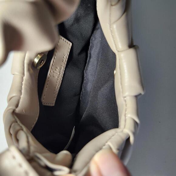 Expressions NYC, Womens, Size Medium, Beige, Ruched Handle Handbag - Picture 4 of 8